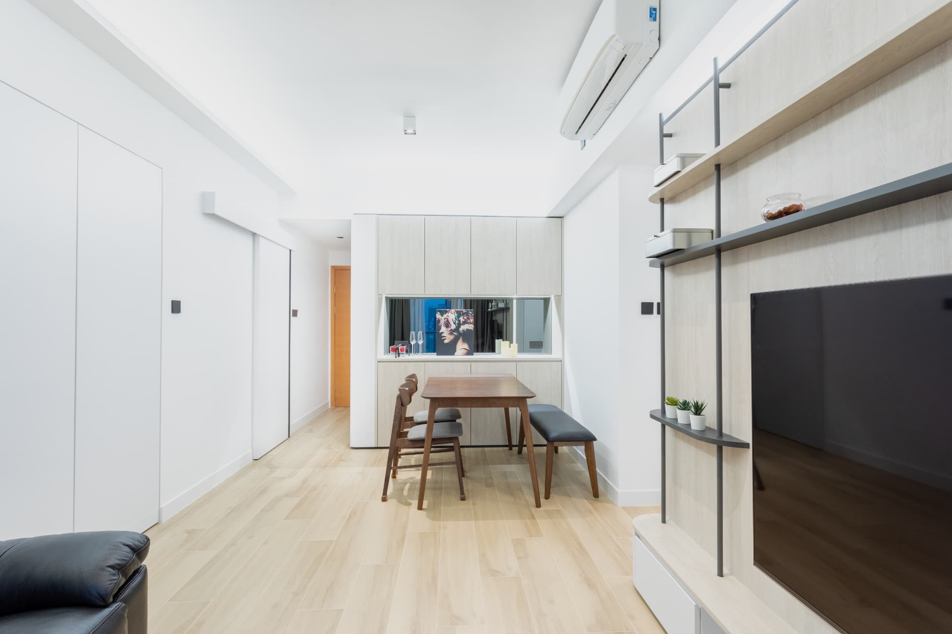 Clean & Warm — interior project by KVL Deco